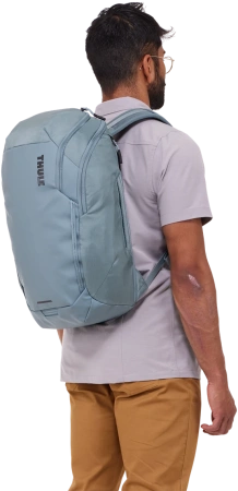 Thule Chasm 26L Pond