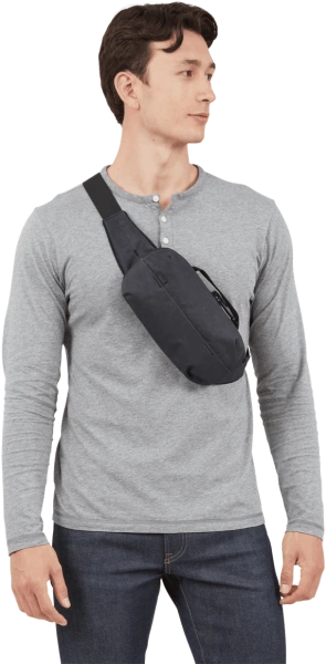 Рюкзаки Thule Aion sling bag Black THULE Thule Aion sling bag Black THULE