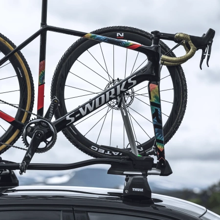 Thule Front Wheel Holder Велобагажник для крыши с держателем переднего колеса алюминий