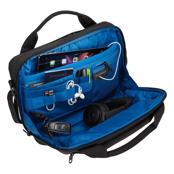 Чехлы для электроники Thule Crossover 2 Laptop Bag 13.3 Black THULE Thule Crossover 2 Laptop Bag 13.3 Black THULE
