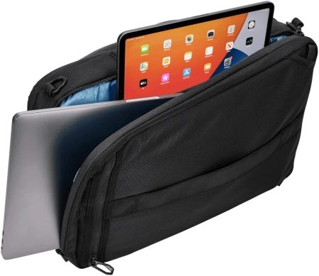 Thule Accent convertible 17L Black