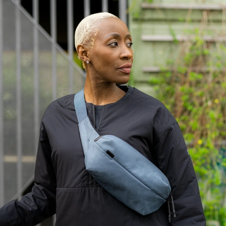 Thule Aion sling bag Dark Slate