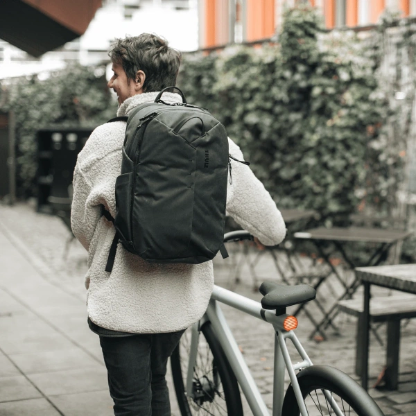 Рюкзаки Туристический рюкзак Thule Aion, 28L, Nutria THULE Туристический рюкзак Thule Aion, 28L, Nutria THULE