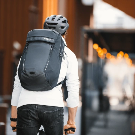 Рюкзак Thule Paramount Commuter Backpack, 27L, Olivine Рюкзак Thule Paramount Commuter Backpack, 27L, Olivine