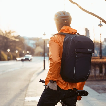 Рюкзак Thule Paramount Commuter Backpack, 27L, Olivine Рюкзак Thule Paramount Commuter Backpack, 27L, Olivine