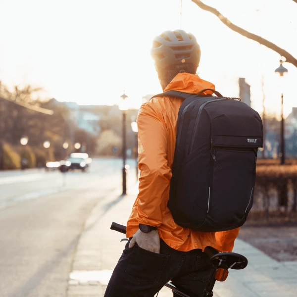 Рюкзаки Рюкзак Thule Paramount Commuter Backpack, 27L, Olivine THULE Рюкзак Thule Paramount Commuter Backpack, 27L, Olivine THULE