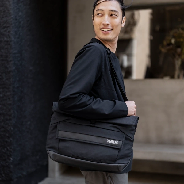 Повседневные сумки Сумка через плечо Thule Paramount Crossbody, 14L, Soft Green THULE Сумка через плечо Thule Paramount Crossbody, 14L, Soft Green THULE