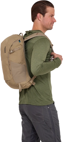Рюкзаки Thule AllTrail Day18L Faded Khaki THULE Thule AllTrail Day18L Faded Khaki THULE