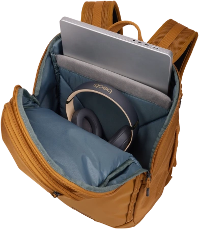 Thule Chasm 26L Golden